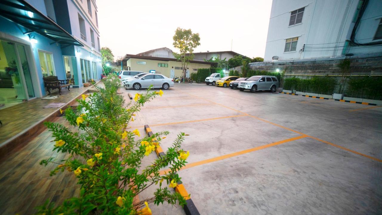 The Willing Hotel And Residence Bangkok Exterior foto